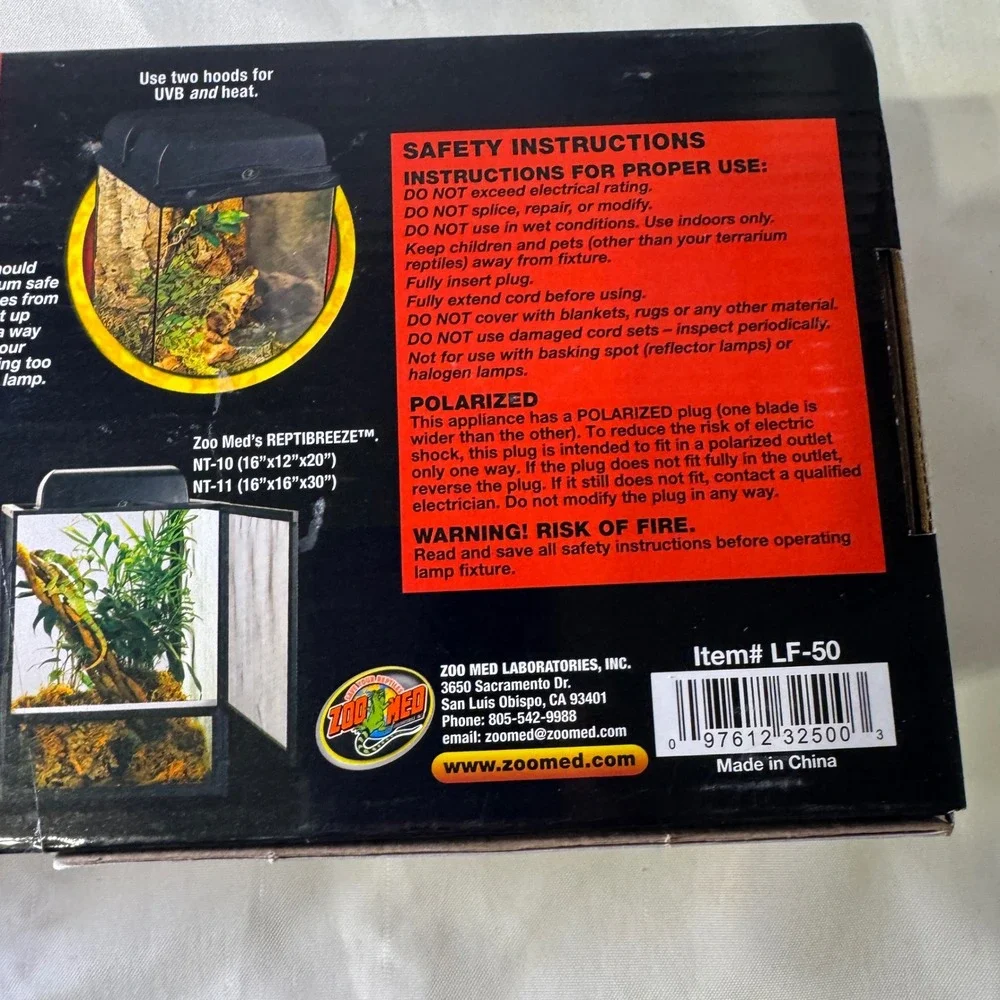 Zoo Med Naturalistic Terrarium Hood 12 Inch LF-50 Reptile UVB Heat Lamp Fixture